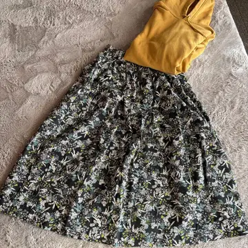 써니클라우드 보태니컬 무늬 스커트 M
