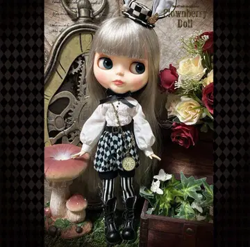 원더랜드의 소년 (스카이블루 다이아) 브라이스 아웃핏