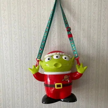 리틀 그린맨 산타 코스튬 콘 바스켓