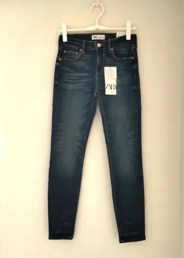 새상품 미사용 ZARA 스키니 데님