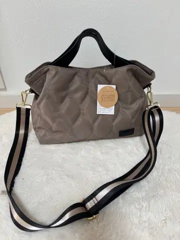 택 포함 새상품 LIZDAYS 리즈데이즈 숄더백 토트 퀼팅