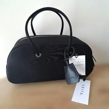EDITA 하프문 보스턴 핸드백 블랙