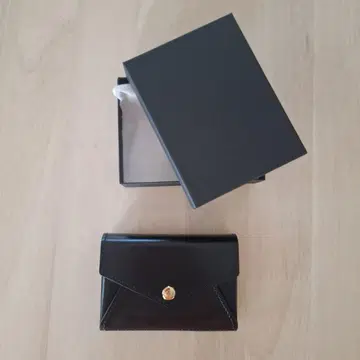 블랙 가죽 3단 폴더형 지갑