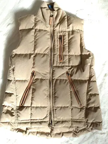 베이지 퀼팅 다운 베스트