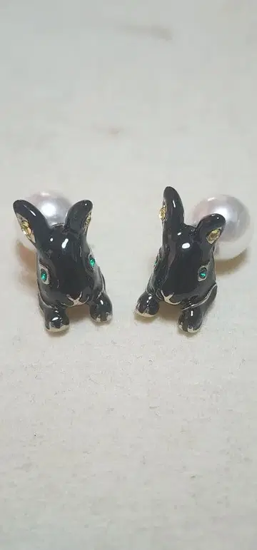 토끼 모양 에나멜 귀찌