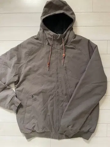Volcom 래글런 슬리브 후드 부착 나일론 자켓 어스 컬러 빅 사이즈