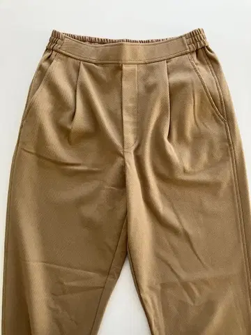 green label relaxing 올마이 우라키모 테이퍼드 팬츠