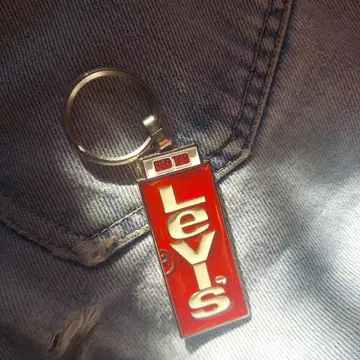 리바이스 레드&실버탭 키링 빈티지