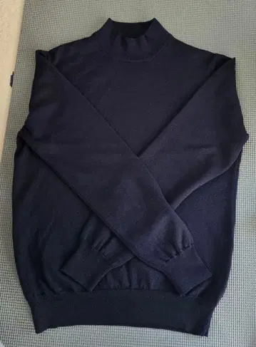 GRAN SASSO 터틀넥 니트 다크 네이비