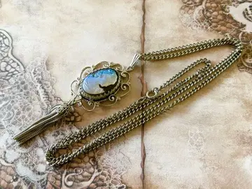 WHITING & DAVIS 카메오 태슬 목걸이 빈티지