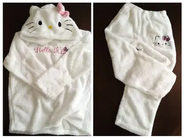 Hello Kitty 후드 부착 룸웨어 L (익명 배송)