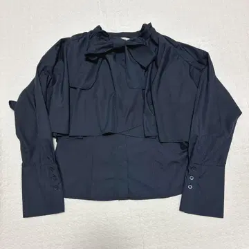 COCO DEAL 보타이 네이비 긴팔 블라우스