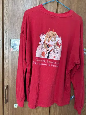 jouetie x 체인소 맨 콜라보 T셔츠 빨간색