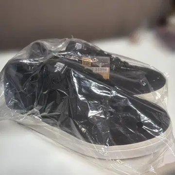 THE NORTH FACE 블랙 스니커즈