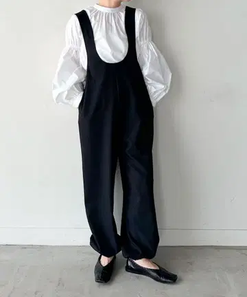 블랙 살로펫 와이드 레그