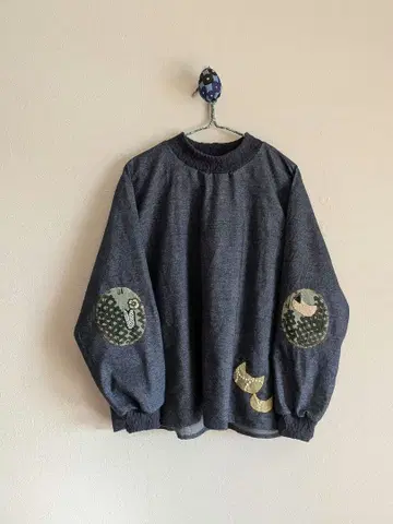 엘르 엘보 패치 풀오버 미나 페르호넨 핸드메이드