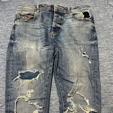 데미지 가공 블루 데님 팬츠