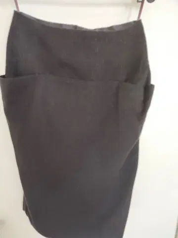 스트라스부르고 캐시미어 스커트 브라