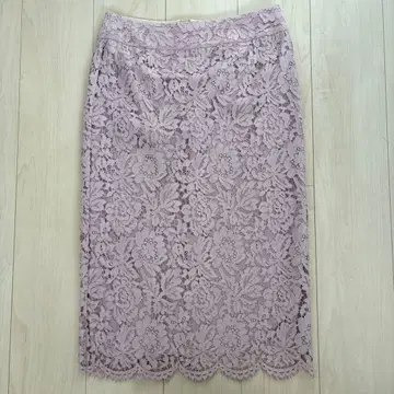 IENA 라벤더 레이스 타이트 스커트