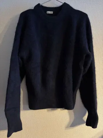 네이비 긴팔 니트 크루넥