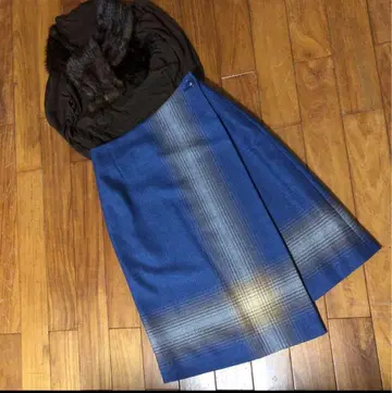 지방시 런던 블루 랩스커트