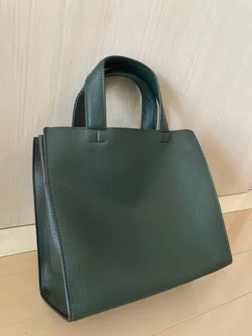 MALTA 토트백 IC 카드 포켓 부착 다크 그린 핸드백