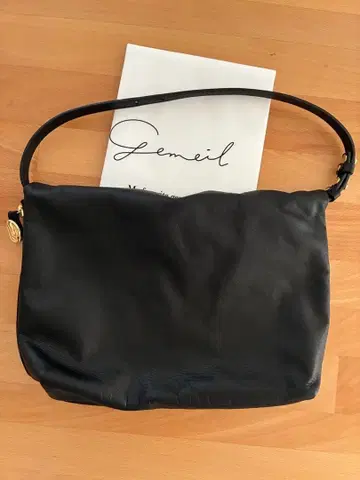 젬일 가죽 원핸들백