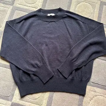 MARGARET HOWELL 다크 네이비 긴팔 니트