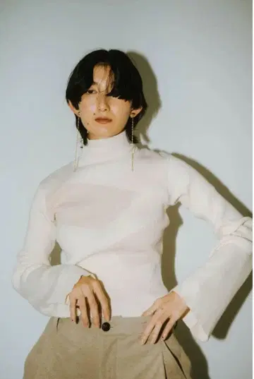 [ Knuth Marf ] 와이드 슬리브 하이넥 니트