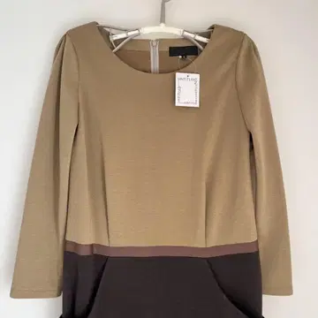 택 포함 새상품 UNTITLED 베이지와 다크 브라운 원피스