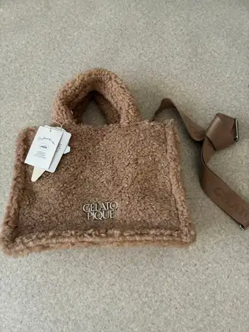 새상품 GELATO PIQUE 보아 자카드 숄더백