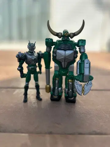 가면라이더 류우키 피규어 2체 세트 가면라이더 조르다 & 마그나 기가