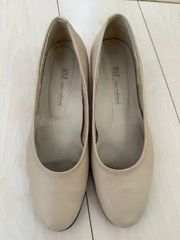 RIZ 어반 트래디셔널 23cm EEE