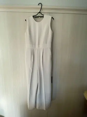 화이트 슬리브리스 올인원 38