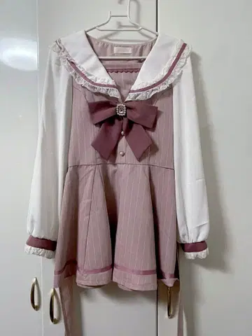 LIZLISA 리즈리사 세일러 카라 셋업 핑크 긴팔