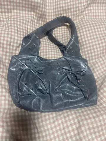 TINA: JOJUN 하트 스터드 백