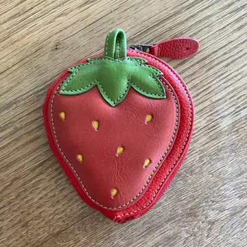 IBIZA 딸기 가죽 코인 케이스