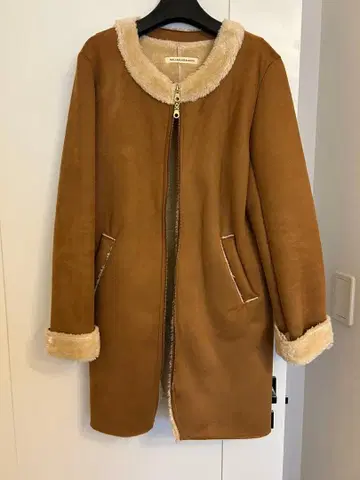 GALLARDAGALANTE  브라운 무스탕 코트