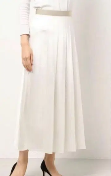 알아바일 광택 플리츠 롱 스커트