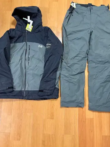 DAIWA 레인맥스 윈터 수트 DW-35008 상하의 세트