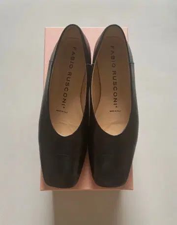 FABIO RUSCONI 블랙 플랫슈즈 37사이즈