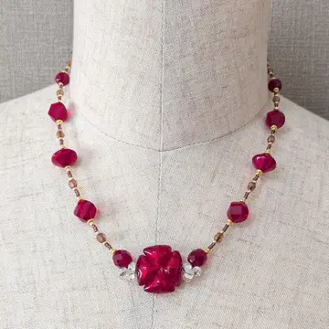 네잎클로버 빨간색 베네치안 유리 목걸이