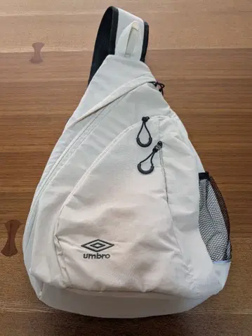 umbro 원 핸들 숄더백 가격 인하