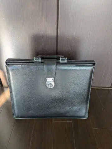 블랙 가죽 비즈니스 백 열쇠 포함