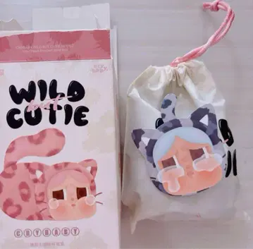 Crybaby wild but cutie 크라이베이비 popmart