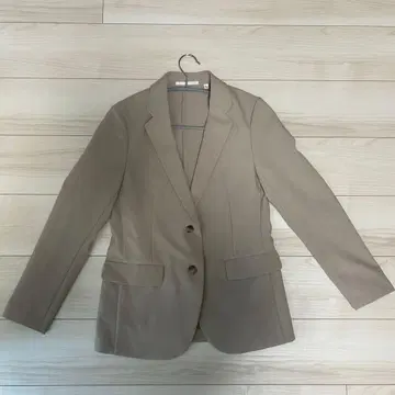 베이지 테일러드 자켓 더블 버튼