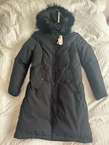 Cape Heights 케이프하이츠 ELLNORA 블랙 다운 S