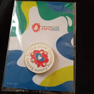 만박 EXPO2025 핀 배지 색상 차이 골드 미야쿠미야쿠 기념 티켓