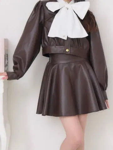 RETRO GIRL 브라운 F 가죽 셋업