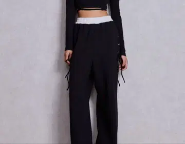 사이드 레이스업 커브 스웨트 팬츠